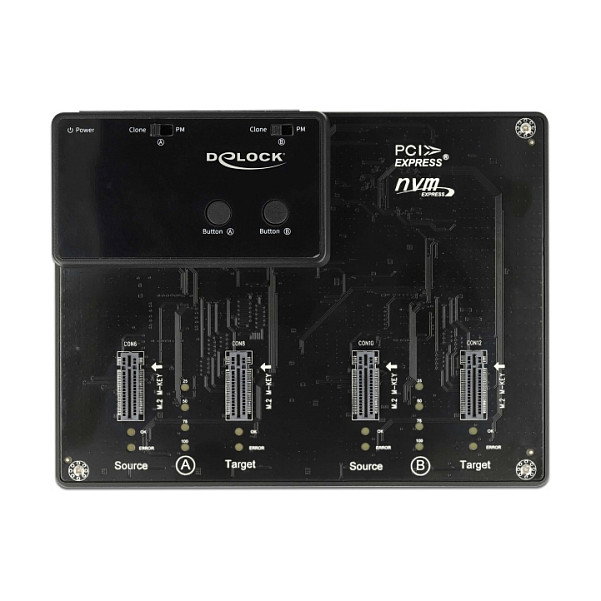 DeLOCK Estación de acoplamiento para 4 x M.2 NVMe PCIe SSD con función de clonación Negro