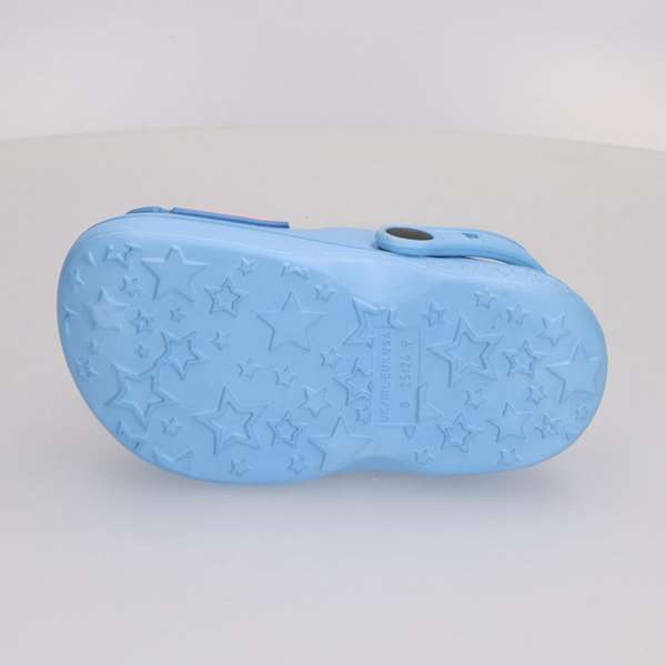 Cerdá Zuecos Premium Pins Stitch T26/27 - Modelos surtidos - Color Blue - Talla 26-27 Cerdá Zuecos Premium Pins Stitch T26/27 - Modelos surtidos - Color Blue - Talla 26-27