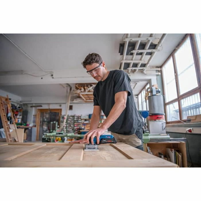 Bosch Professional GSS 18V Lijadora vibrante (sin batería)