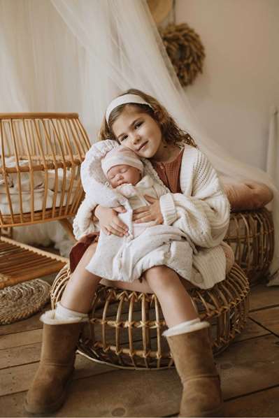 Muñecas Arias Muñeca Reborn Macarena 45 cm con Saco de Dormir (Ojos Cerrados) Español Muñecas Arias Muñeca Reborn Macarena 45 cm con Saco de Dormir (Ojos Cerrados) Español