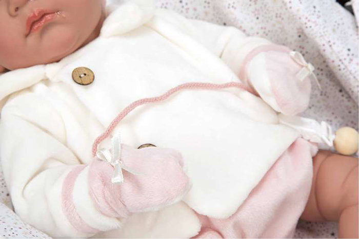 Muñecas Arias Muñeca Reborn Macarena 45 cm con Saco de Dormir (Ojos Cerrados) Español Muñecas Arias Muñeca Reborn Macarena 45 cm con Saco de Dormir (Ojos Cerrados) Español