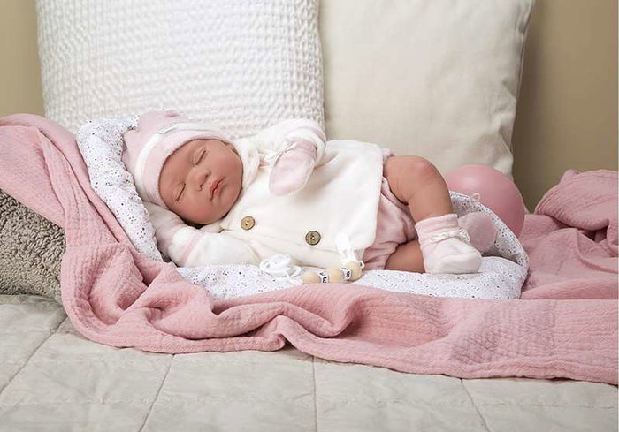 Muñecas Arias Muñeca Reborn Macarena 45 cm con Saco de Dormir (Ojos Cerrados) Español Muñecas Arias Muñeca Reborn Macarena 45 cm con Saco de Dormir (Ojos Cerrados) Español