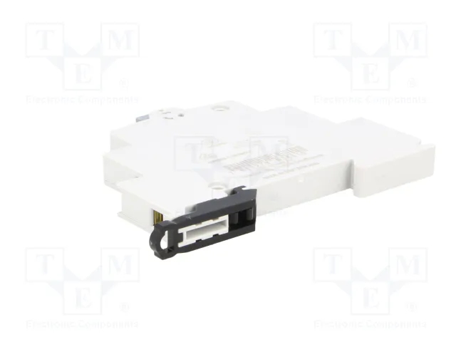 ABB Interruptor de botón para raíl DIN 9mm 16A 250VAC