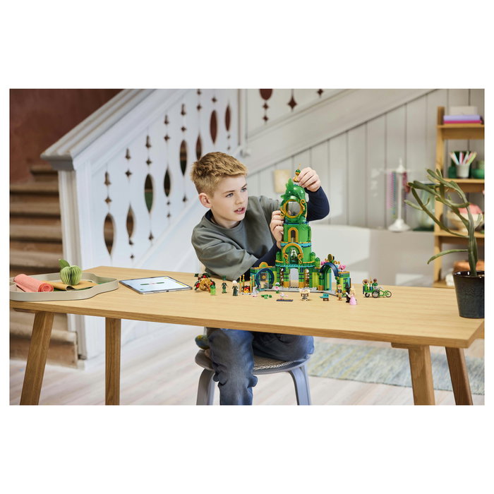 LEGO 75684 Wicked Bienvenidos a Emerald City Juego de Construcción 945 Piezas 9+ años