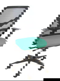 Silla de oficina Motilla con mecanismo Sincro/Traslack tapizada con Tela color Verde esmeralda y malla color Negro. Equipada con lumbar 1D, Brazos 1D y Ruedas 65mm nailon