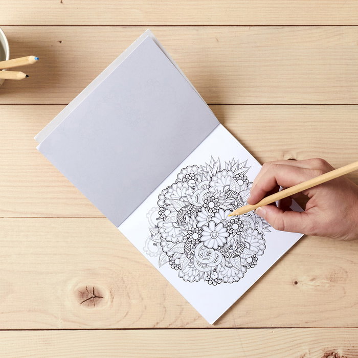 The Concept Factory Libreta para Colorear Adultos 24 Páginas con Mandalas y Dibujos 15.2x0.6x15.4 cm
