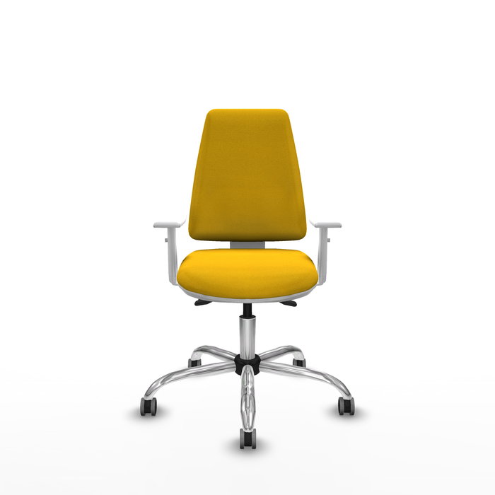 Silla de oficina Elche con mecanismo Asincro tapizada con Tela color Amarillo. Equipada con Base cromada, Reposabrazos blancos y Ruedas 65 mm parqué