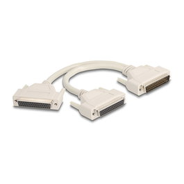 DeLOCK Adaptador Y-Cable Splitter D-Sub HD 50 Pines, Macho a 2 Hembras, 30 cm, Beige, Modelo 67170