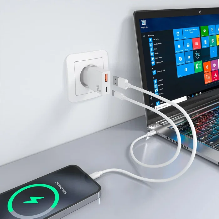 AISENS Cargador GaN 30W Ultra Delgado 1xUSB-C 1xUSB-A Blanco AISENS Cargador GaN 30W Ultra Delgado 1xUSB-C 1xUSB-A Blanco