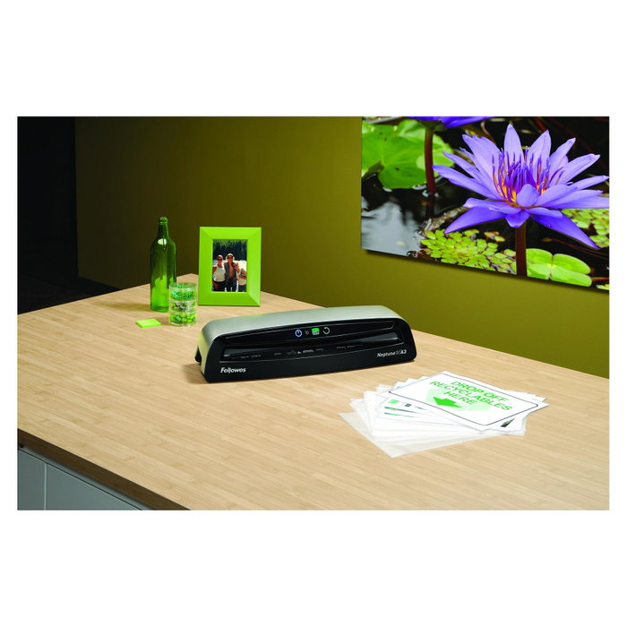 Fellowes Neptune 3 A3 Plastificadora Plata y Negro