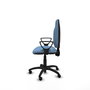 Silla de oficina Algarra con mecanismo Contacto permanente de doble maneta tapizada con Tela color Azul cielo. Equipada con Base poliamida negra, Brazos fijos y Ruedas autofrenantes