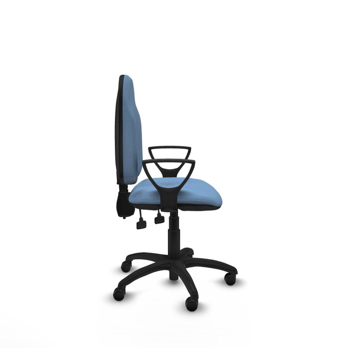 Silla de oficina Algarra con mecanismo Contacto permanente de doble maneta tapizada con Tela color Azul cielo. Equipada con Base poliamida negra, Brazos fijos y Ruedas autofrenantes Silla de oficina Algarra con mecanismo Contacto permanente de doble maneta tapizada con Tela color Azul cielo. Equipada con Base poliamida negra, Brazos fijos y Ruedas autofrenantes
