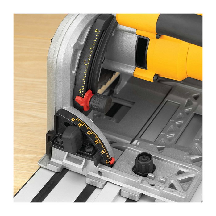 DeWalt DWS520KTR-QS Sierra de inmersión con riel guía DeWalt DWS520KTR-QS Sierra de inmersión con riel guía