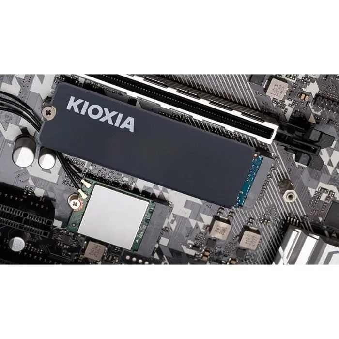 Kioxia AAAQE93804 Disipador Térmico EXCERIA NVMe Unidad de Estado Sólido M.2 4TB