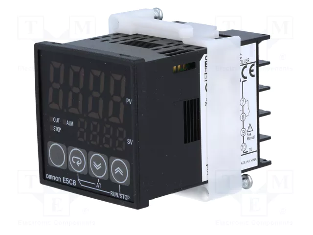 OMRON E5CB-R1TC Regulador de Temperatura 100-240V AC