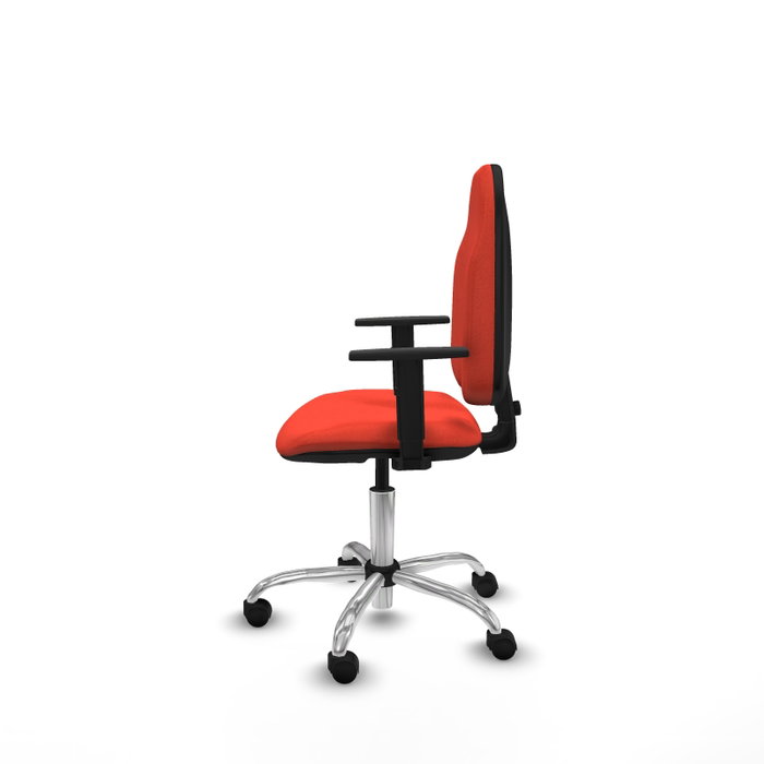 Silla de oficina Algarra con mecanismo Contacto permanente básico tapizada con Tela color Naranja oscuro. Equipada con Base cromada, Brazos 1D y Ruedas de nailon 50 mm