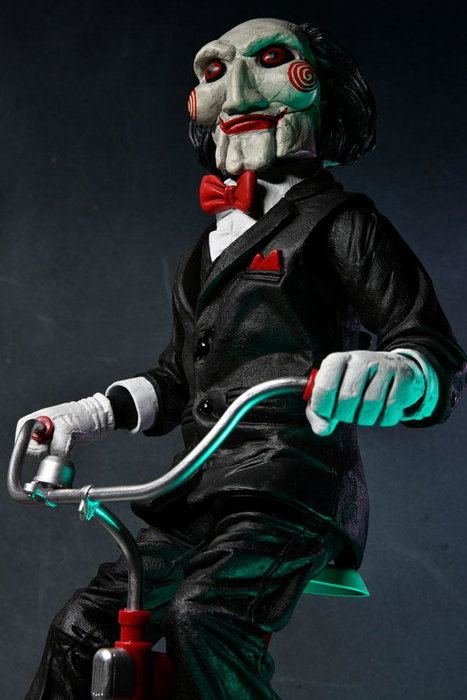 Saw Figura con sonido Billy con Triciclo 30 cm