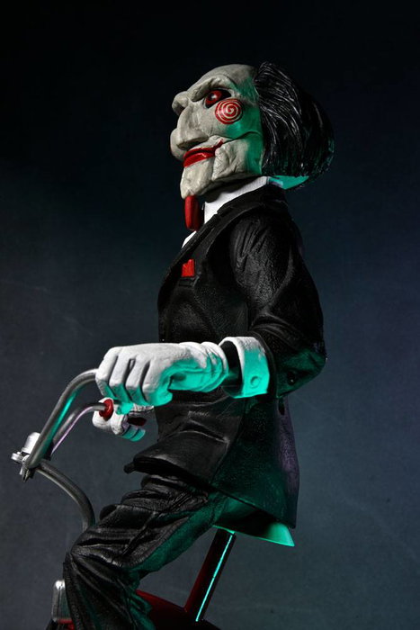 Saw Figura con sonido Billy con Triciclo 30 cm