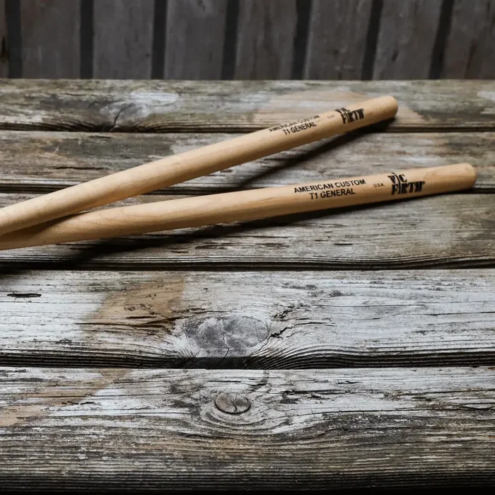 Vic Firth Mazas de timbal American Custom T1