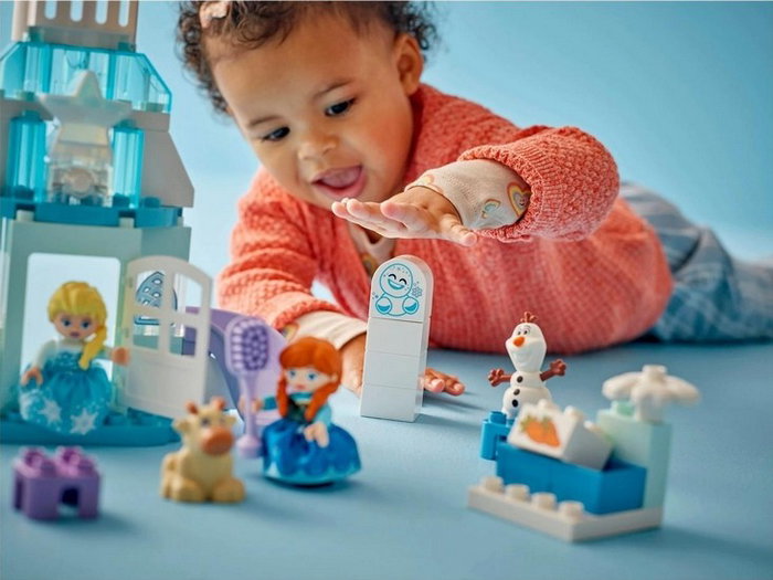 LEGO DUPLO Disney Frozen: Fiesta en el Castillo de Hielo de Anna y Elsa