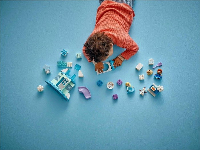 LEGO DUPLO Disney Frozen: Fiesta en el Castillo de Hielo de Anna y Elsa