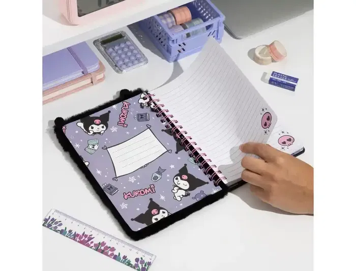 PALADONE Cuaderno A5 Fluffy Kuromi Hello Kitty