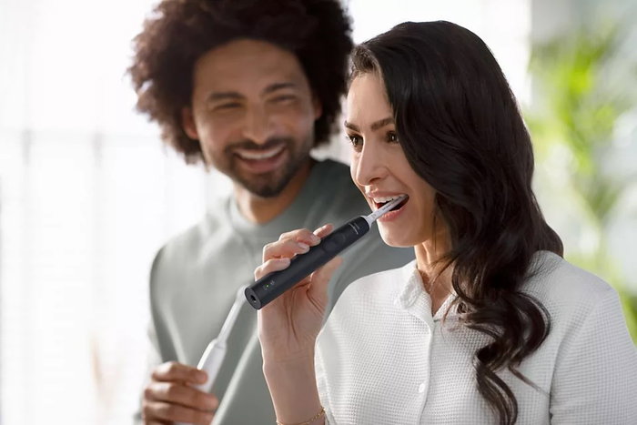Philips Cepillo de dientes serie 3100 HX3675/15 Negro, Rosa