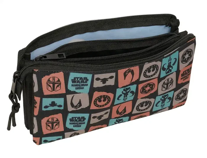 Safta Estuche Portatodo Escolar Mandalorian & Grogu Triple Compartimento con 3 Cremalleras 120x220x30 mm Safta Estuche Portatodo Escolar Mandalorian & Grogu Triple Compartimento con 3 Cremalleras 120x220x30 mm
