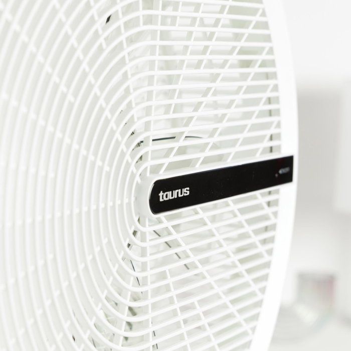 Taurus Ice Brise XL-Compact 3 en 1 50W 40cm Ventilador de Pie Taurus Ice Brise XL-Compact 3 en 1 50W 40cm Ventilador de Pie