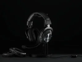 Auriculares con Micrófono Logitech 991-000358 Negro