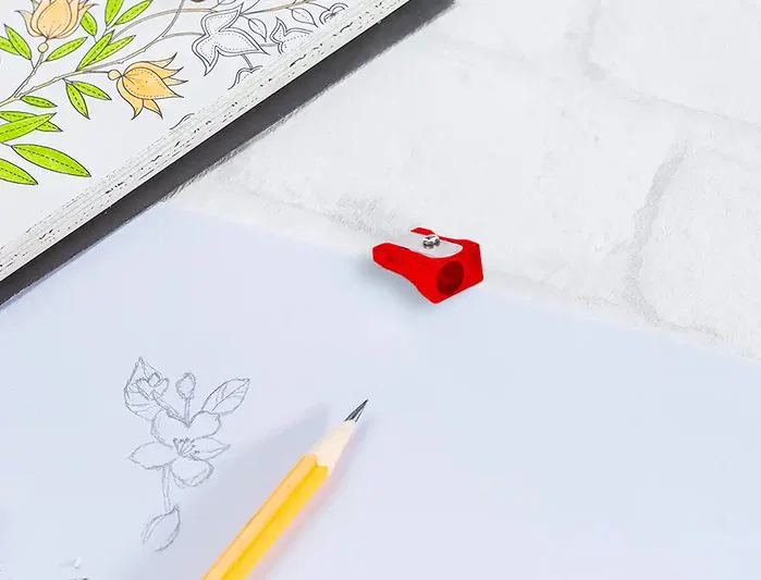 Liderpapel Sacapuntas Metálico Cuña Rojo