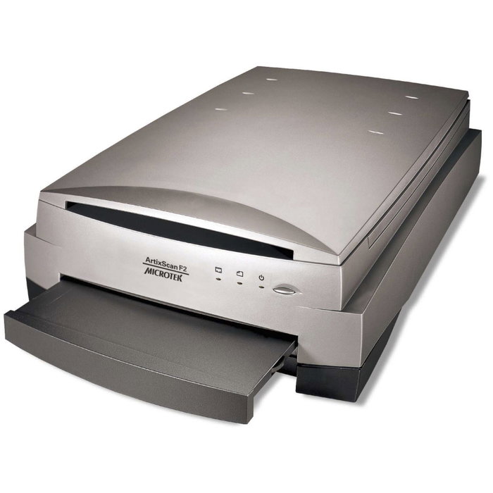 Microtek ArtixScan F 2 Studio Plata
