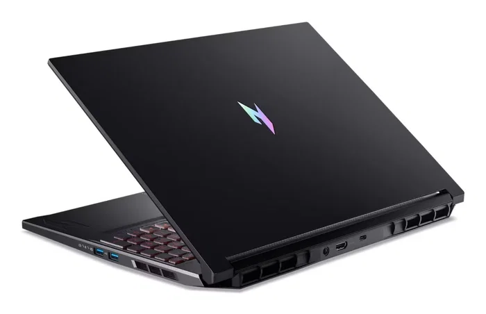 Acer Nitro anv16-42 16in wuxga 180hzsyst