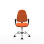 Silla de oficina Algarra con mecanismo Contacto permanente básico tapizada con Tela color Naranja. Equipada con Base cromada, Brazos fijos y Ruedas de nailon 50 mm