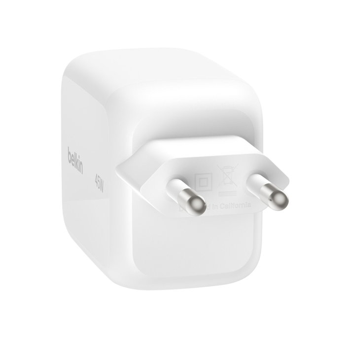 Belkin BOOST Charge Pro 45W Dual GaN con cable USB-C retráctil Blanco