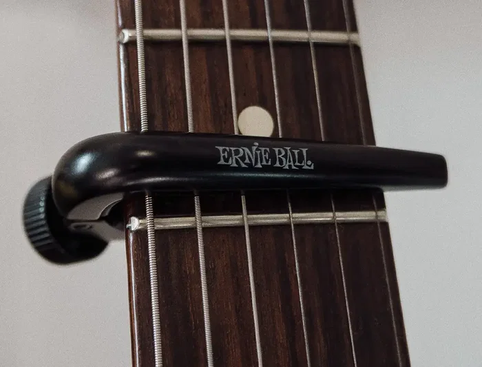 Ernie Ball Cejilla Precision Bronze Ernieball