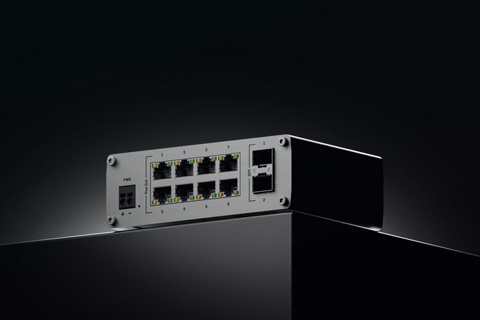Teltonika Networks TSW200 - Conmutador Ethernet Industrial No Gestionado, 8 Puertos RJ-45 Gigabit, 2 Puertos SFP, PoE+ hasta 30W por Puerto, IP30