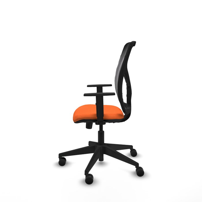 PIQUERAS Y CRESPO Silla de oficina Motilla con mecanismo Sincro, asiento naranja y respaldo negro PIQUERAS Y CRESPO Silla de oficina Motilla con mecanismo Sincro, asiento naranja y respaldo negro