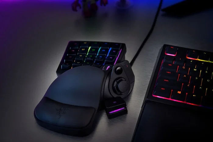 Razer Tartarus V2 Keypad Gaming con 32 Teclas Programables y Rueda de Desplazamiento