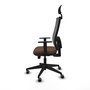 Silla de oficina Horna con mecanismo Sincro/Traslack tapizada con Tela color Marrón oscuro y malla color Gris. Equipada con lumbar 1D, Brazos 1D, Cabecero Fijo y Ruedas 65 mm parqué