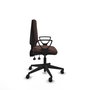 Silla de oficina Elche con mecanismo Asincro tapizada con Similpiel color Marrón oscuro. Equipada con Base piramidal negra, Brazos fijos y Ruedas 65mm nailon