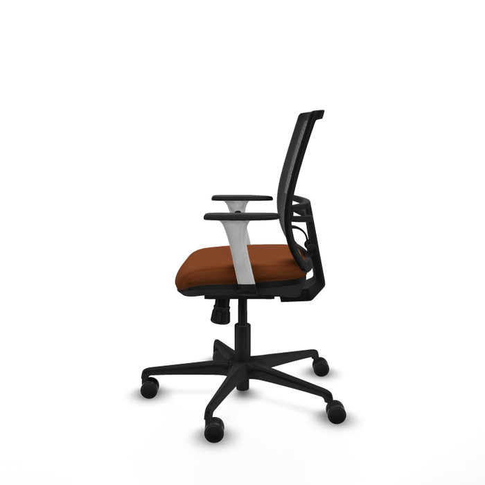 PIQUERAS Y CRESPO Silla de oficina Yunquera con mecanismo Sincro, Marrón y Negro PIQUERAS Y CRESPO Silla de oficina Yunquera con mecanismo Sincro, Marrón y Negro