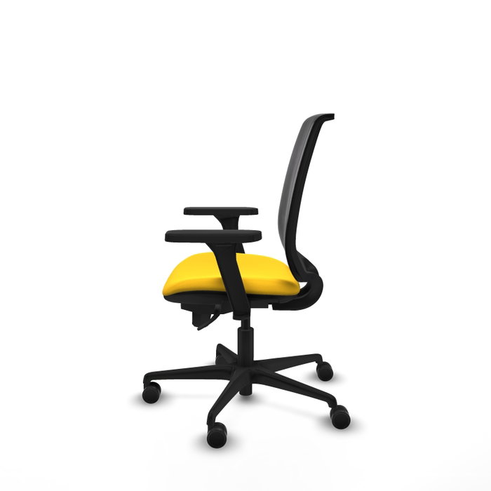 PIQUERAS Y CRESPO Silla de oficina Alares con mecanismo sincro, malla negra y similpiel amarillo PIQUERAS Y CRESPO Silla de oficina Alares con mecanismo sincro, malla negra y similpiel amarillo