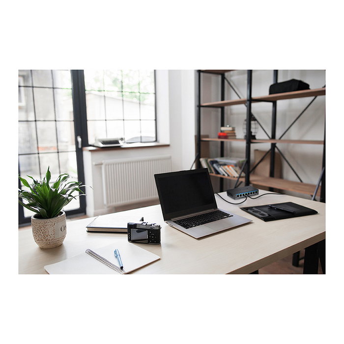 D-Link DMS-108 Switch Gigabit Ethernet No Administrado 8 Puertos 2.5G, Negro