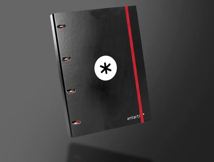 Antartik Carpeta con recambio a4 cuadro 5mm forrada 4 anillas 25mm redondas color negro 100 hojas 100 g/m² Antartik Carpeta con recambio a4 cuadro 5mm forrada 4 anillas 25mm redondas color negro 100 hojas 100 g/m²