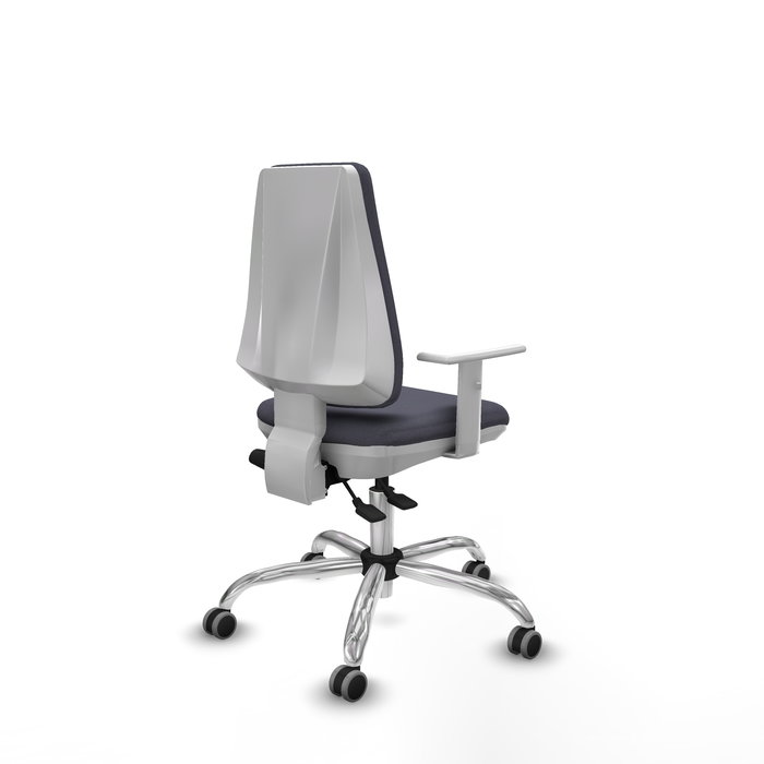 Silla de oficina Elche con mecanismo Asincro tapizada con Tela color Gris oscuro. Equipada con Base cromada, Reposabrazos blancos y Ruedas 65 mm parqué