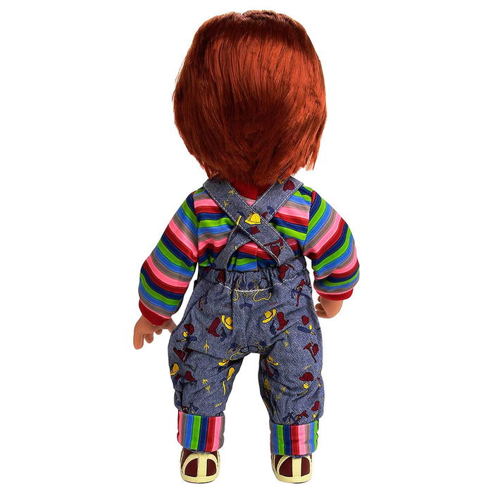 MEZCO TOYZ Muñeco Chucky El Muñeco Diabólico con Sonido y Frases, Figura de Acción de 38cm en PVC con Ropa Real y 7 Puntos de Articulación