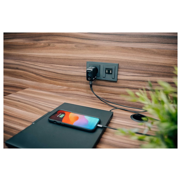 Verbatim Mini GaN Charger 65W con Pantalla (2xUSB-C, 1xUSB-A)