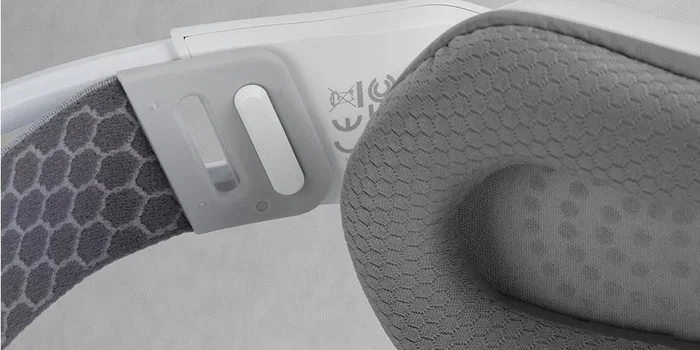 Mars Gaming MH-STRIKE Auriculares Gaming para PC, PS5, Xbox, Diadema Ajustable con RGB, Drivers 50mm, Micrófono Plegable, Blanco, Cable 1.9m