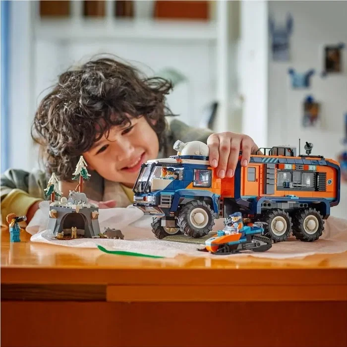 LEGO City 60471 Arctic Explorer Science Lab Truck LEGO City 60471 Arctic Explorer Science Lab Truck